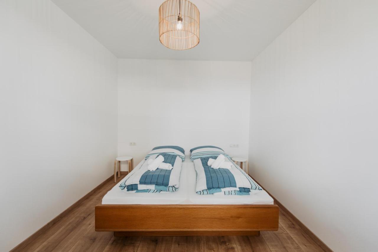 מורביש אם סי Ferienhaus Schilfvilla מראה חיצוני תמונה