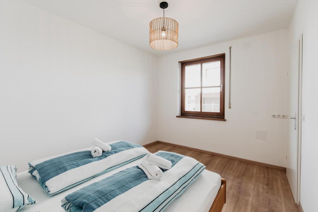 מורביש אם סי Ferienhaus Schilfvilla מראה חיצוני תמונה